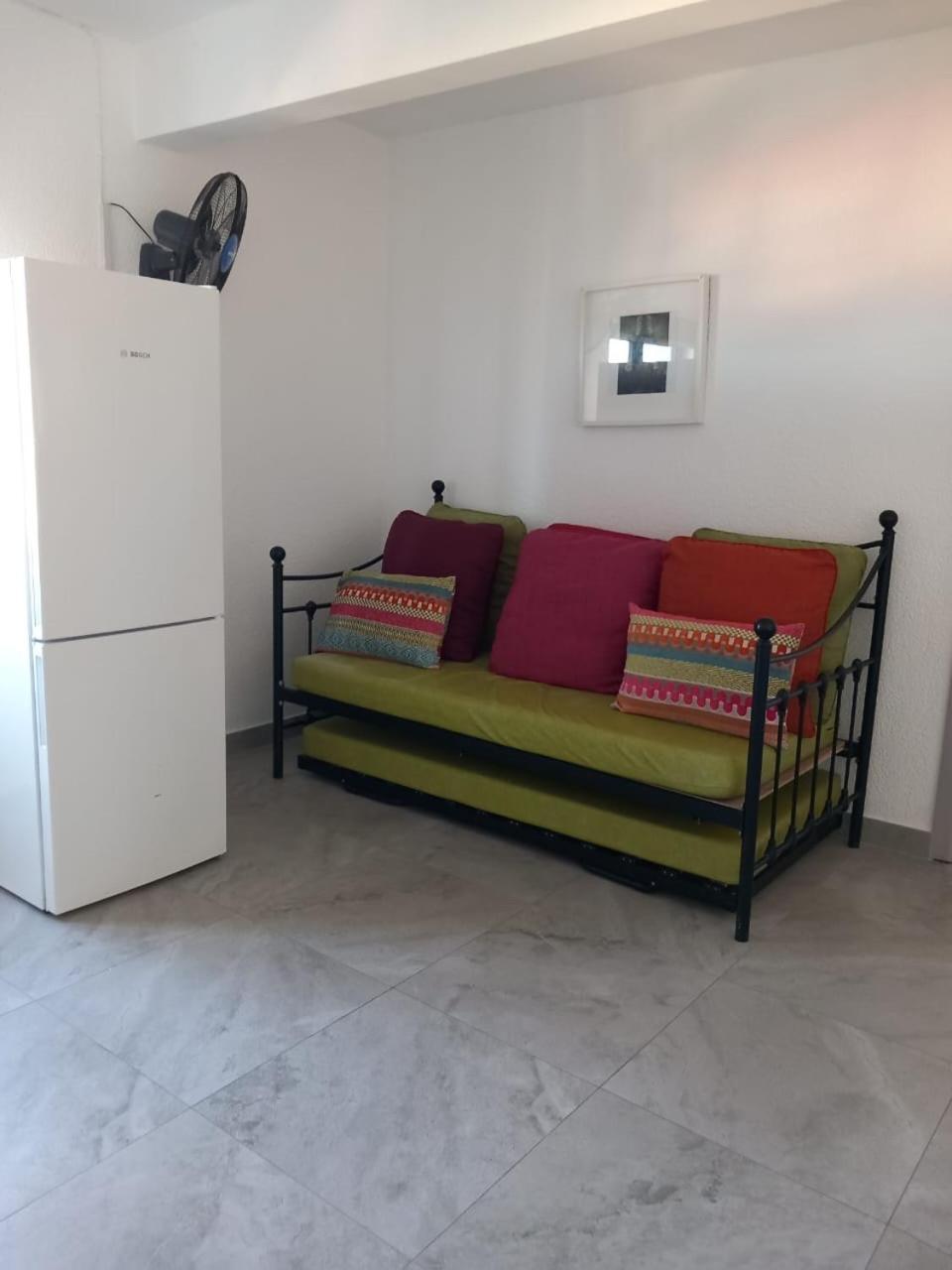 Ibis Tourist 1 *